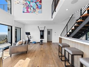 8179 Mannix, Los Angeles CA 90046