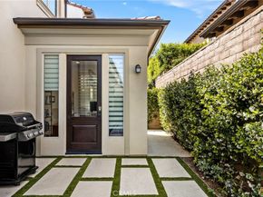 61 Furlong, Irvine CA 92602