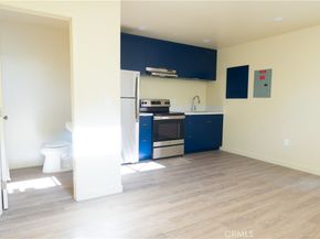 1877 Irving Avenue, San Diego CA 92113