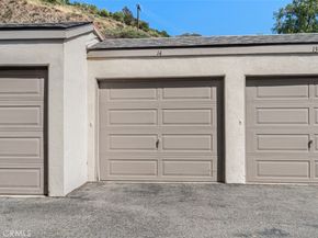 245 N North Singingwood Street 14, Orange CA 92869