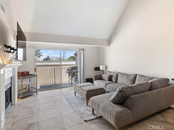 810 Baker 210, Costa Mesa CA 92626