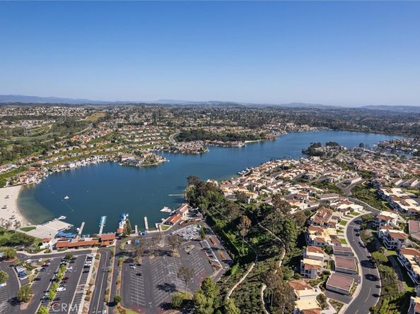 27982 Virginia, Mission Viejo CA 92692