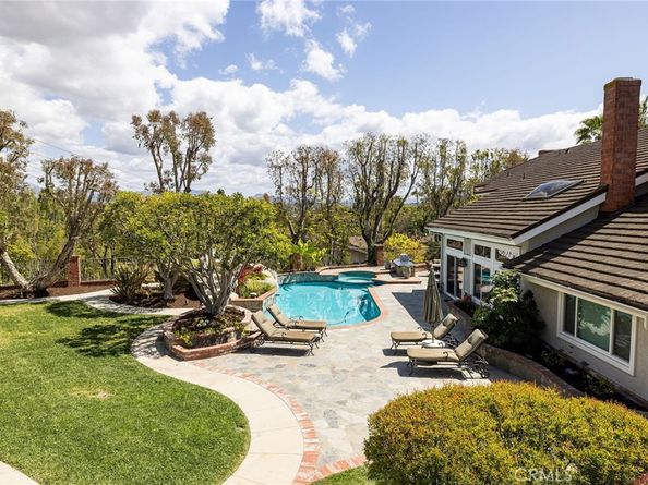 25611 Rangewood Road, Laguna Hills CA 92653
