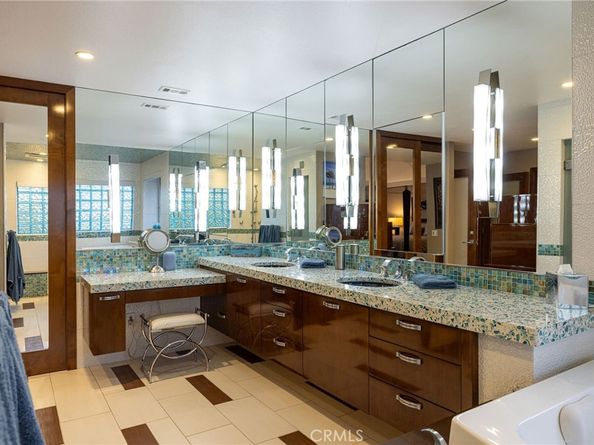 25611 Rangewood Road, Laguna Hills CA 92653