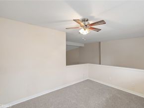 21400 Burbank Boulevard 313, Woodland Hills CA 91367