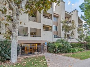 21400 Burbank Boulevard 313, Woodland Hills CA 91367