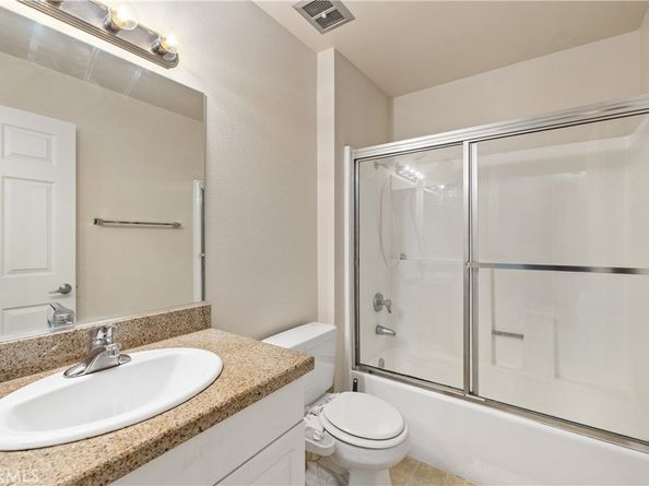 21400 Burbank Boulevard 313, Woodland Hills CA 91367