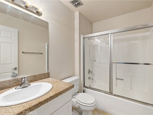 21400 Burbank Boulevard 313, Woodland Hills CA 91367