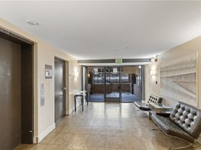 21400 Burbank Boulevard 313, Woodland Hills CA 91367