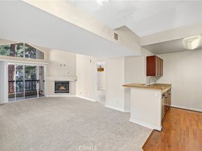 21400 Burbank Boulevard 313, Woodland Hills CA 91367