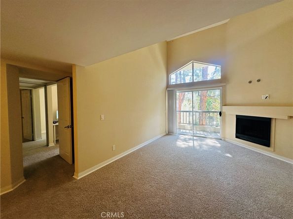 21400 Burbank Boulevard 313, Woodland Hills CA 91367
