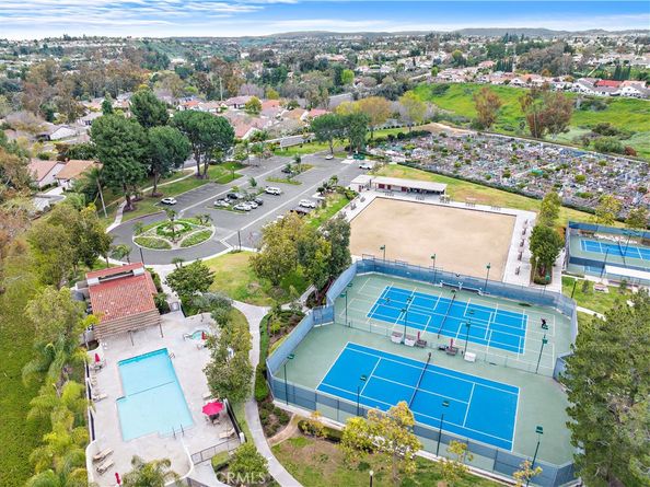 23902 Via Lugones, Mission Viejo CA 92692