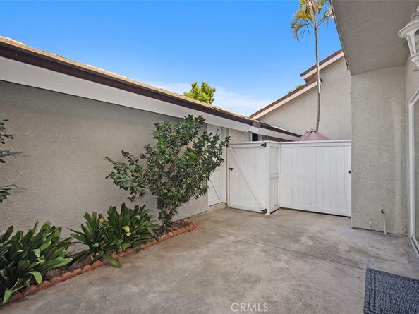 352 Fallingstar, Irvine CA 92614