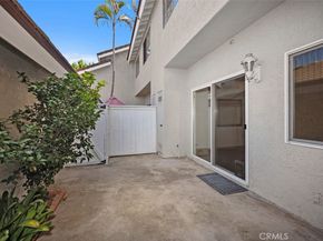 352 Fallingstar, Irvine CA 92614