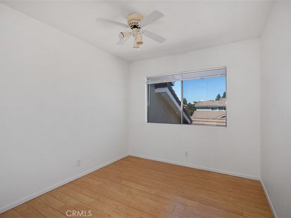 352 Fallingstar, Irvine CA 92614