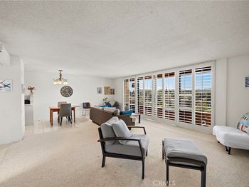 24055 Paseo Del Lago