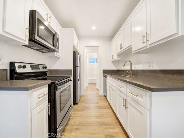 311 - 315 Junipero Avenue, Long Beach CA 90814