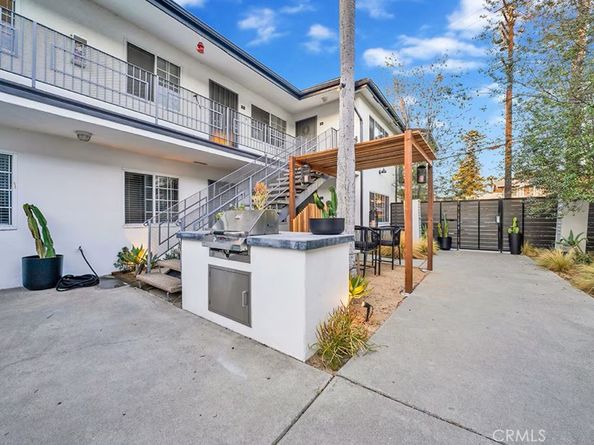 311 - 315 Junipero Avenue, Long Beach CA 90814