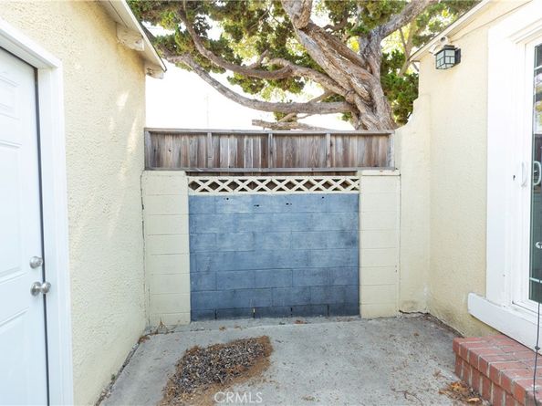 715 E McFadden, Santa Ana CA 92701