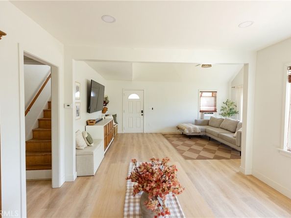 715 E McFadden, Santa Ana CA 92701