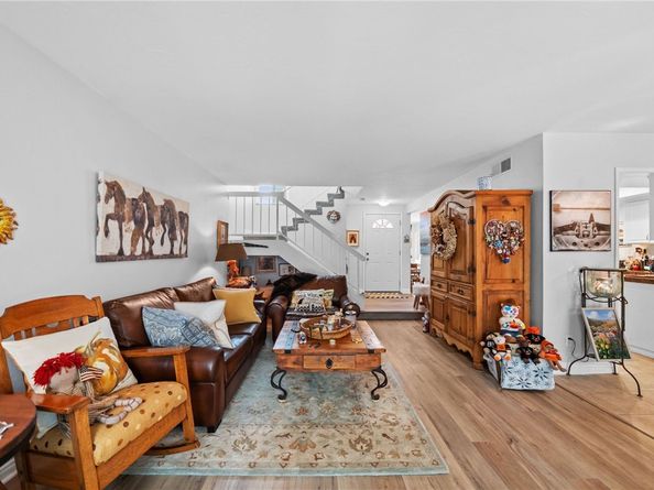 25061 Silverleaf Ln, Laguna Hills CA 92653