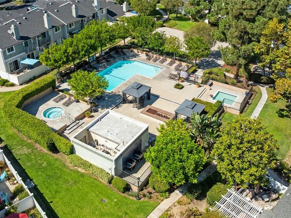 25061 Silverleaf Ln, Laguna Hills CA 92653