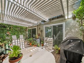 25061 Silverleaf Ln, Laguna Hills CA 92653