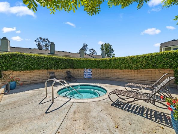 25061 Silverleaf Ln, Laguna Hills CA 92653