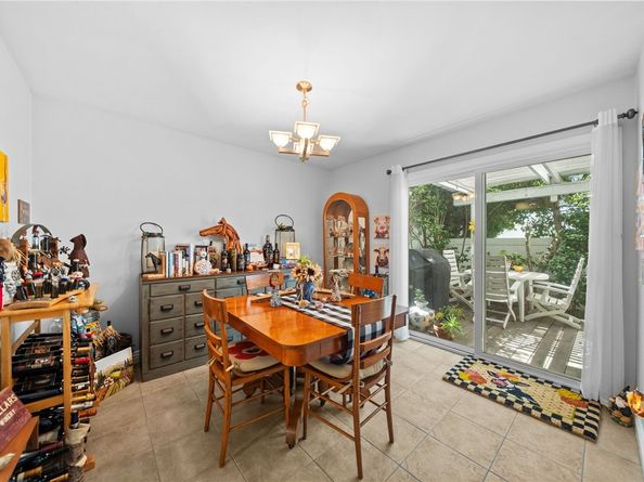 25061 Silverleaf Ln, Laguna Hills CA 92653