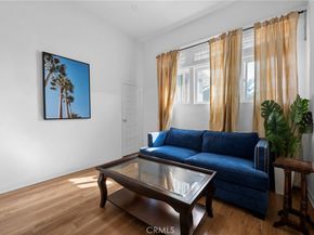 4440 Victoria, Los Angeles CA 90019