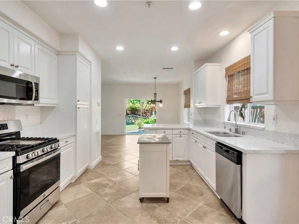 5 Flowerdale, Ladera Ranch CA 92694