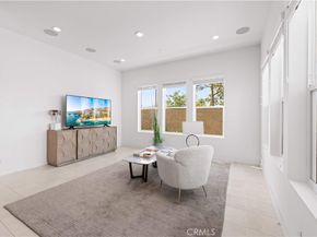 121 Reyes Alley, Lake Forest CA 92630