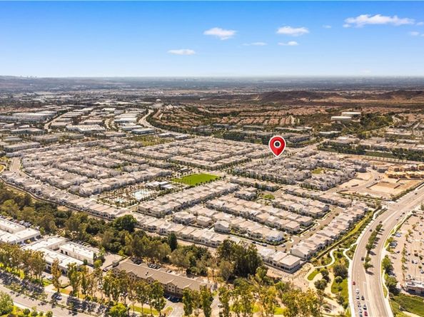 121 Reyes Alley, Lake Forest CA 92630
