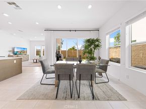 121 Reyes Alley, Lake Forest CA 92630