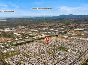 121 Reyes Alley, Lake Forest CA 92630