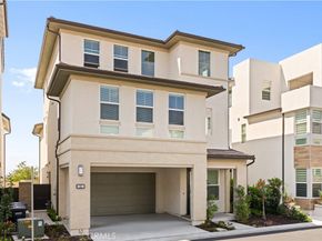 121 Reyes Alley, Lake Forest CA 92630