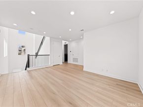 121 Reyes Alley, Lake Forest CA 92630