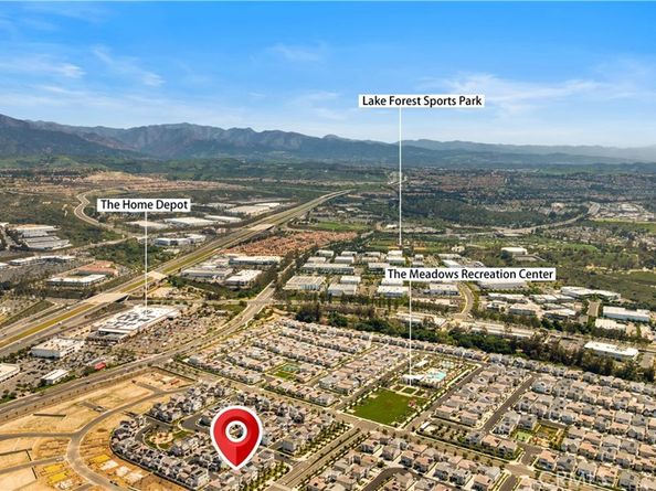 121 Reyes Alley, Lake Forest CA 92630
