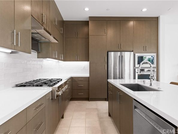 121 Reyes Alley, Lake Forest CA 92630