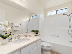 21175 Gladiolos, Lake Forest CA 92630