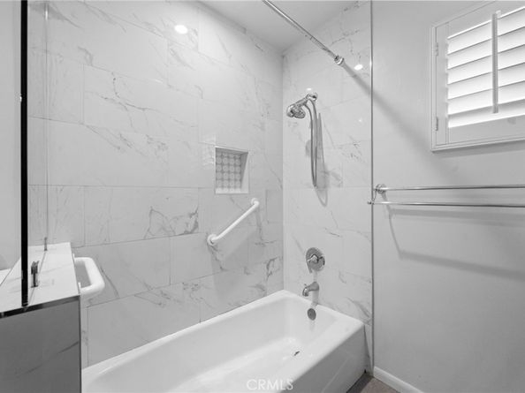 2739 Denmead, Lakewood CA 90712