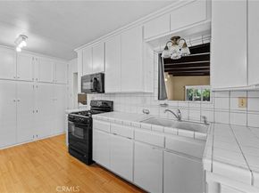 2739 Denmead, Lakewood CA 90712