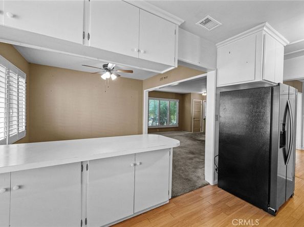 2739 Denmead, Lakewood CA 90712