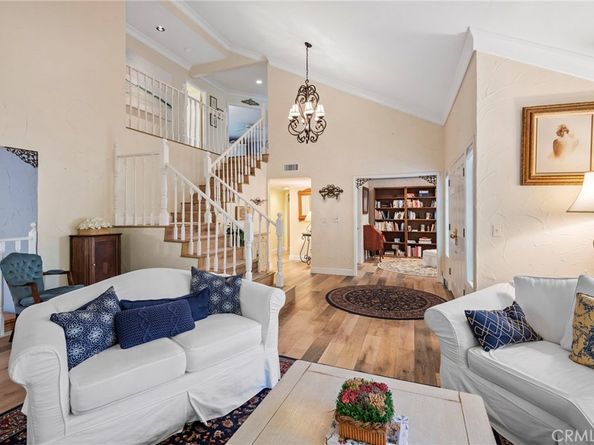 24945 Valley Rim Terrace, Lake Forest CA 92630