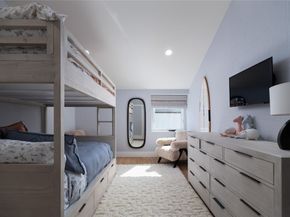 1909 E Bay Ave, Newport Beach CA 92661