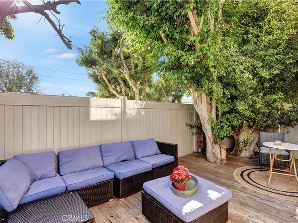 2134 Sabot, Costa Mesa CA 92627