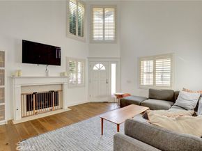 2134 Sabot, Costa Mesa CA 92627