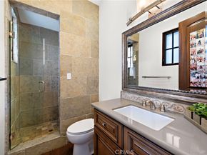 7 Broken Arrow, Ladera Ranch CA 92694