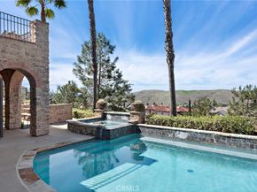 7 Broken Arrow, Ladera Ranch CA 92694