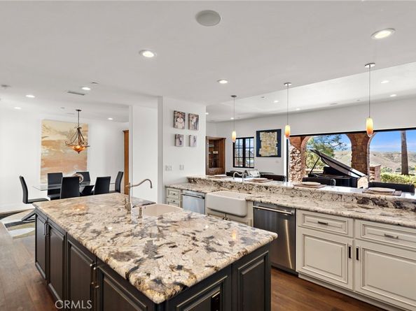 7 Broken Arrow, Ladera Ranch CA 92694